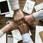 DERECHO DE PREFERENCIA DE NEGOCIACIÓN DE ACCIONES